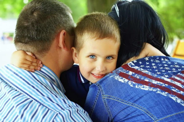 Сиротам Латвии не хватает родителей и опекунов: ведь так не бывает на свете, чтоб были потеряны дети?