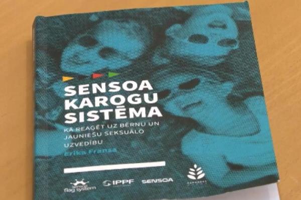 «Залез и показал всем пенис! Это норма!»- книги о секс-воспитании детей в Латвии