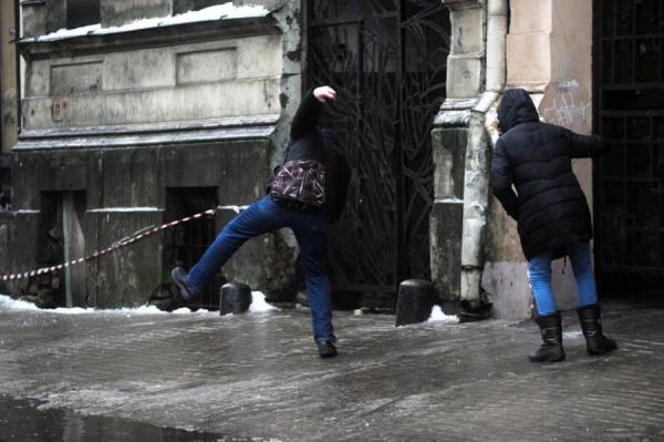 Пасмурно, снег, ледяной дождь: погода в Латвии в воскресенье