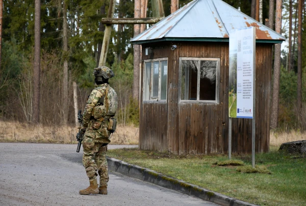 Снова «невыездные»: кого в Латвии коснется запрет на поездки в Россию и Беларусь (СПИСОК)