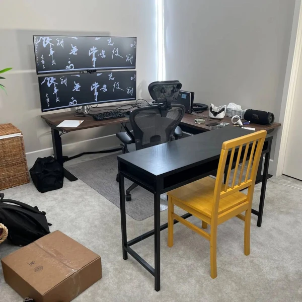 Изображение к статье: Если вы компьютерный гений, то многое для жизни не требуется.