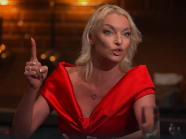 Изображение к статье: Анастасия Юрьевна всегда была мастерицей эпатажа.