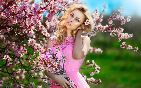 Изображение к статье: Цветущий май: главные приметы месяца, которые уберегут от беды и принесут счастье