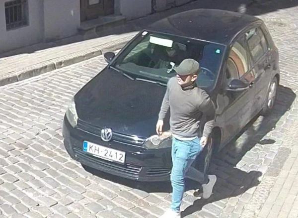 Вооруженное ограбление в Старой Риге: полиции требуется помощь населения (ДОПОЛНЕНО)