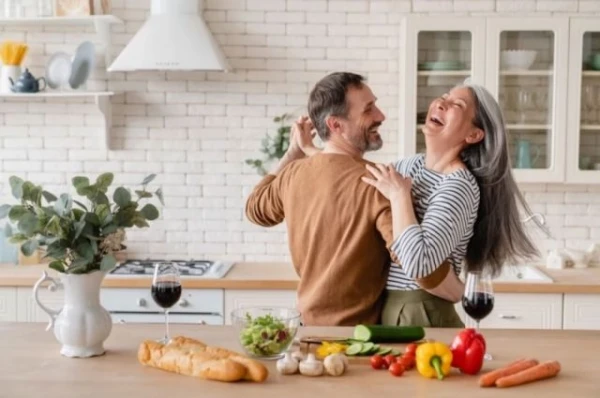 Изображение к статье: Молодильное яблоко. Учёные нашли лучшую еду для людей старше 40 лет