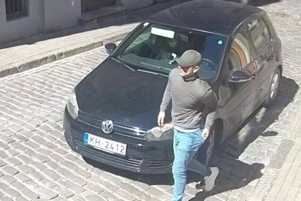 Изображение к статье: У полиции есть версия, кто ограбил магазин часов в Вецриге