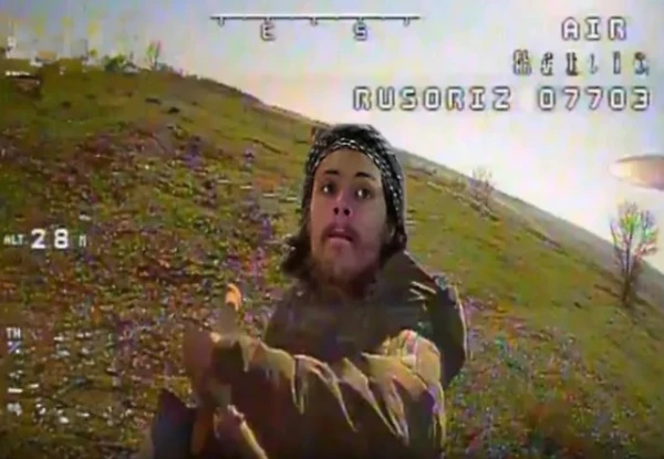 Изображение к статье: Камера дрона запечатлела последние секунды жизни парня.