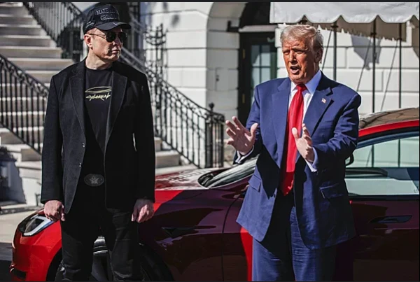 Изображение к статье: Трамп объявил о пересмотре целого ряда решений Маска