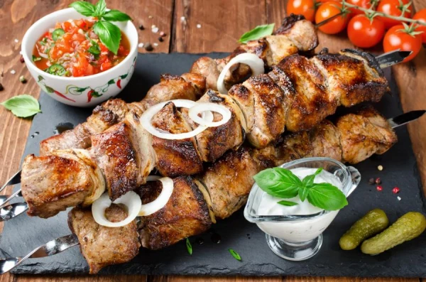 Изображение к статье: Сухими не будут: шеф подсказал, сколько жарить рыбу и морепродукты на мангале