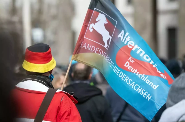 Изображение к статье: Впервые в истории ФРГ собрались ликвидировать столь массовую политическую силу.