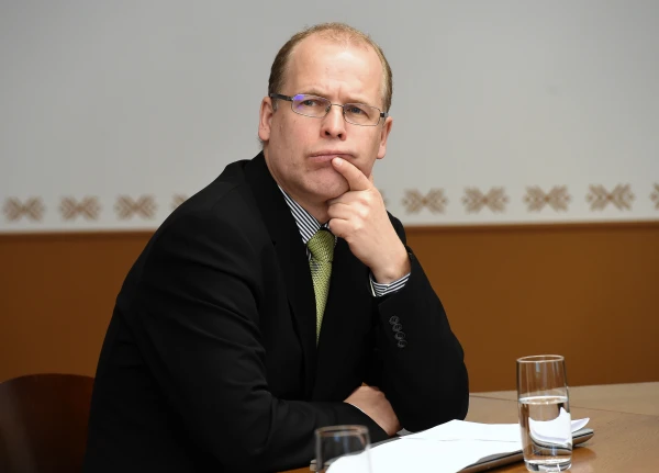 Изображение к статье: «Придется сокращать публичные расходы». Эксперт предупреждает