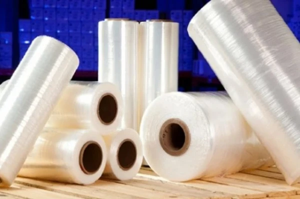 Изображение к статье: Как склеить полиэтиленовую плёнку?