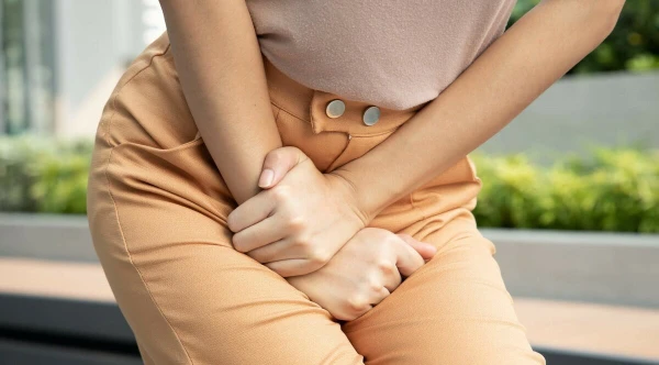 Изображение к статье: Почему при сильном стрессе, человеку часто хочется в туалет?