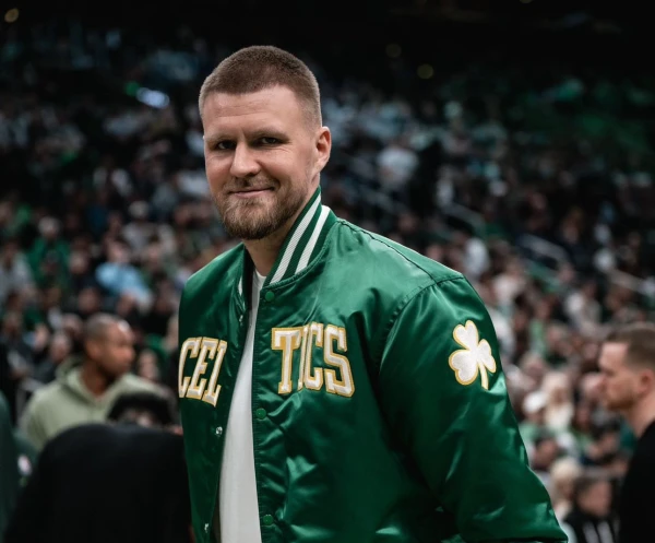 Изображение к статье: Самочувствие Порзиньгиса улучшилось после досрочного завершения матча