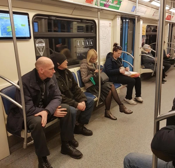 Изображение к статье: Москвичи сталкиваются со сбоями в банках, магазинах и такси