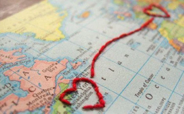 Изображение к статье: Отношения на расстоянии: плюсы и минусы