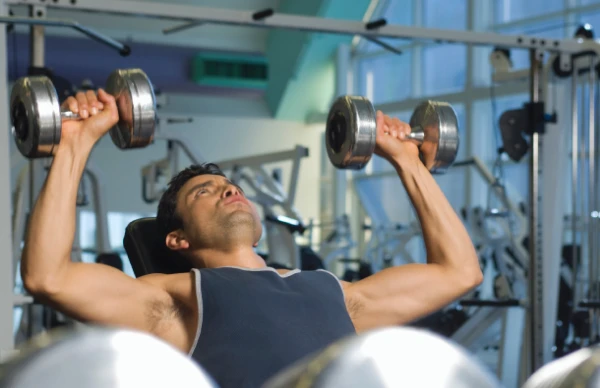 Изображение к статье: Названы лучшие упражнения для сильной спины