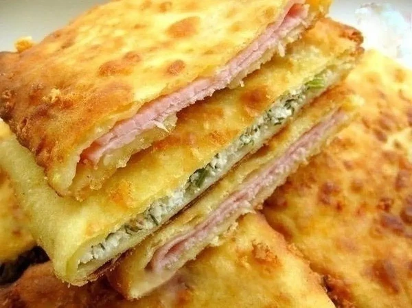 Изображение к статье: Сырные лепешки на кефире: полезный рецепт