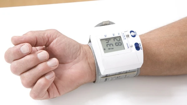 Изображение к статье: Врач развеял несколько опасных мифов о высоком давлении