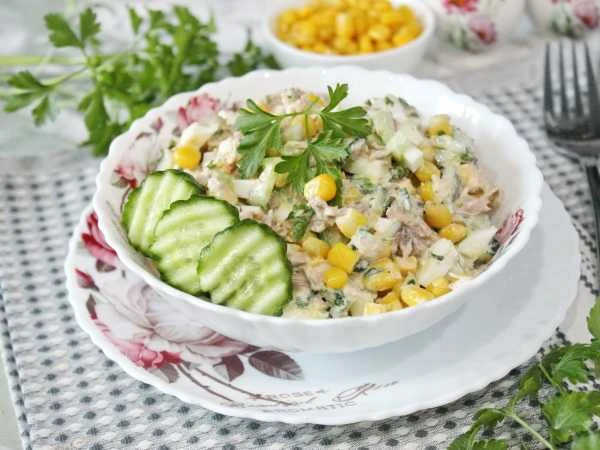 Изображение к статье: Легкий салат с тунцом: баланс вкусного и полезного