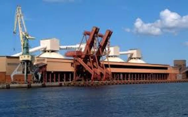 Изображение к статье: Калийные удобрения из РФ, хранящиеся на Вентспилсском порту, продадут на аукционе