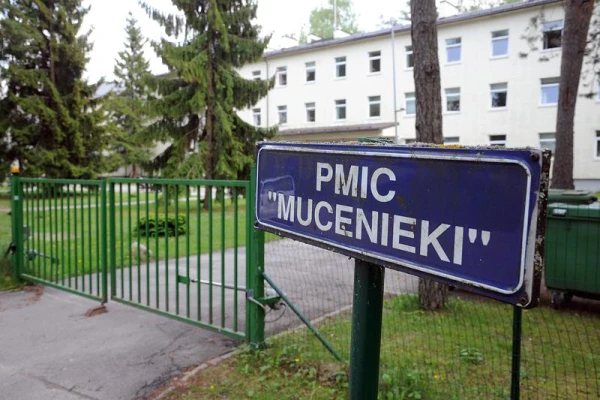 Изображение к статье: 15 млрд на отели для мигрантов: налогоплательщики платят по 4 миллиона в день