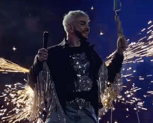 Врачи борются: загоревшийся на концерте Филипп Киркоров попал в больницу