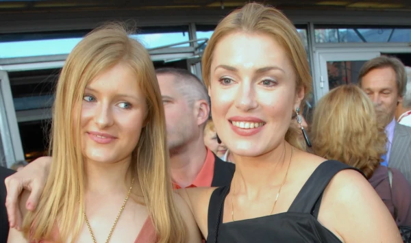 Изображение к статье: Мама не поддержала ни визиты Анны на телешоу, ни ее увлечение бодибилдингом.