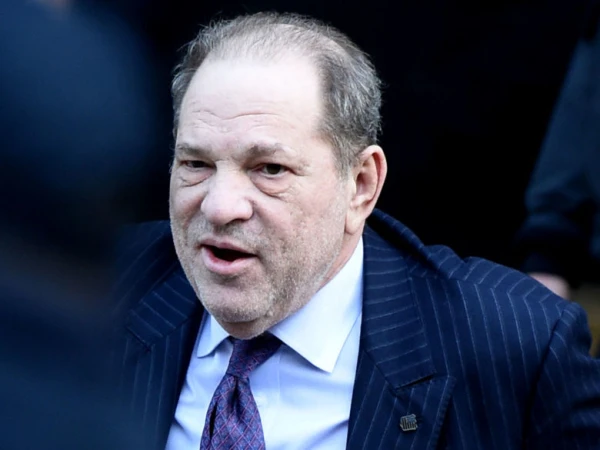 Изображение к статье: VIP-арестант продолжает шокировать публику.