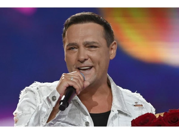 Изображение к статье: Возвращение легенды: солист группы «Ласковый май» Юра Шатунов оживет на сцене с помощью ИИ