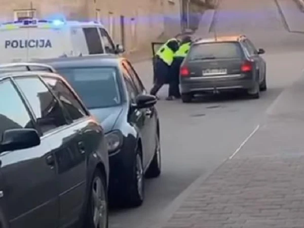 Изображение к статье: Опрос: 78% водителей считают, что риски на дорогах создает культура вождения