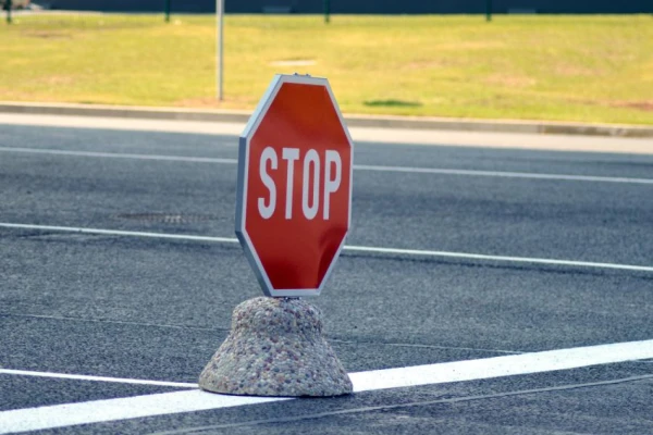 Изображение к статье: По соображениям безопасности за три дня въезд в Латвию был запрещён 15 лицам