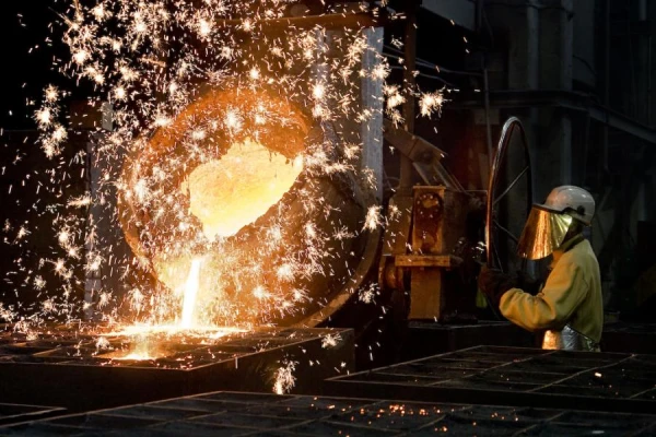 Изображение к статье: Эксперт: шансы на разрешение торгового спора между США и ЕС из-за тарифов невелики