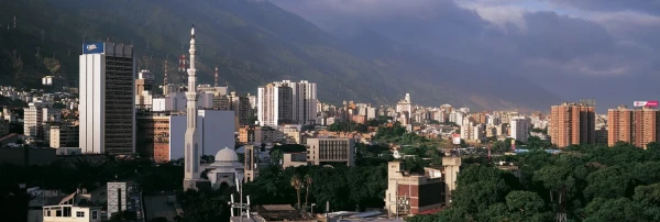 Изображение к статье: В столице Каракасе живет немало богатых предпринимателей.