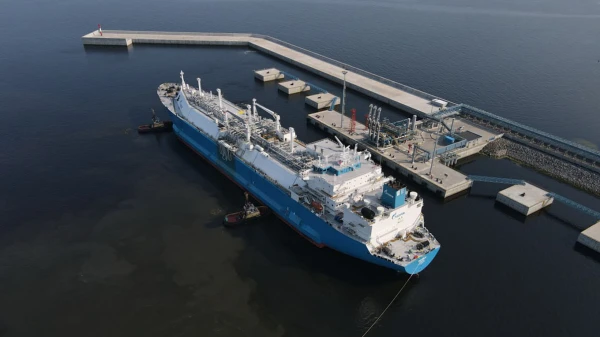 Изображение к статье: Углеводороды теперь плывут в ЕС из РФ морем.