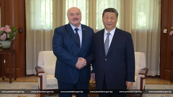 Изображение к статье: Лукашенко провел «семейную» встречу с Си