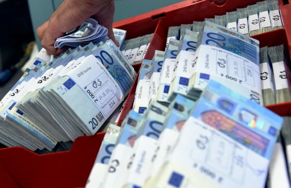 Изображение к статье: Болгария сможет перейти на евро в 2026 году