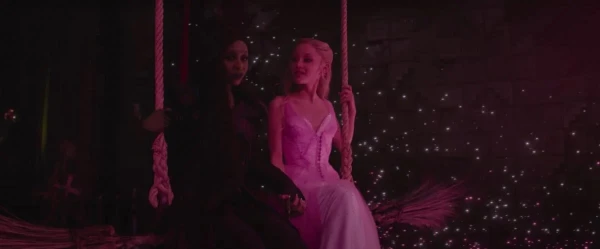 Изображение к статье: Мистические страсти возбуждают аудиторию.