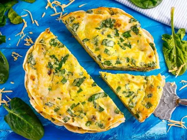 Изображение к статье: Рецепт на скорую руку: вкусный пирог из лаваша и сыра