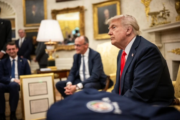 Изображение к статье: Трамп обещает ввести дополнительные санкции против России «в случае необходимости»