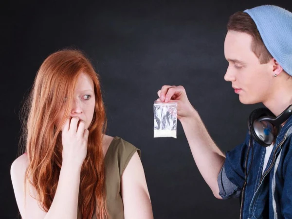 Изображение к статье: В Латвии вводится принудительное лечение подростков с зависимостями