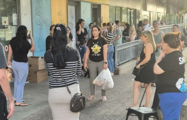 Изображение к статье: Хозяйственные еврейские мамочки ломанулись в суперы.