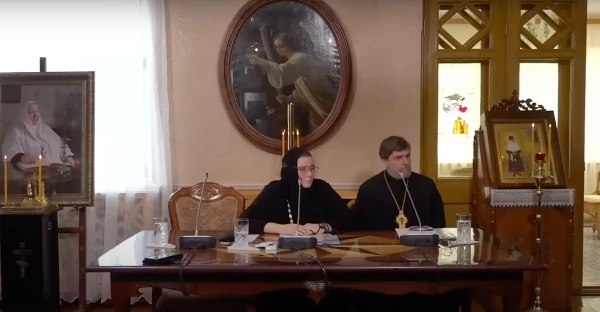 Изображение к статье: Монахини Пюхтицкого монастыря в Эстонии повторяют риторику Кремля - The Telegraph