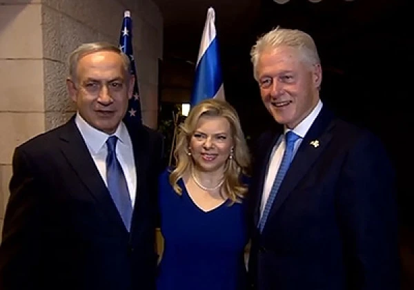 Изображение к статье: Экс-президент США с первой четой Израиля.