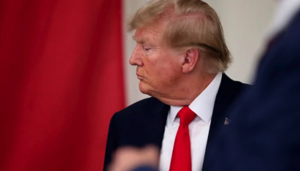 Изображение к статье: Европа заплатит большую цену! Трамп раскрыл свою переписку с генсеком НАТО