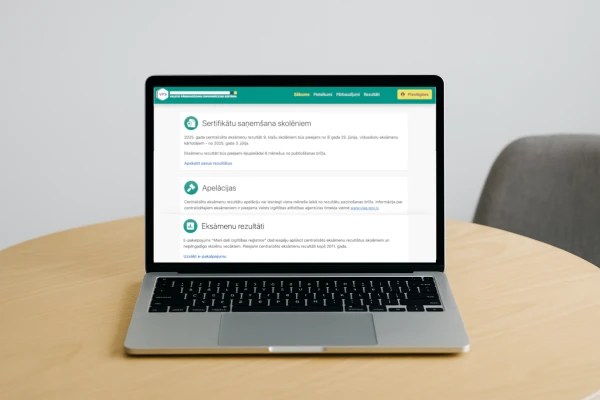 Изображение к статье: Школьники массово загружают сертификаты экзаменов — в первый час скачана половина