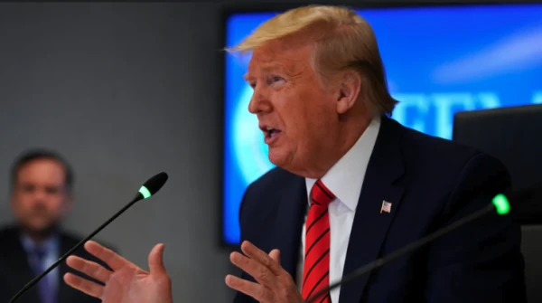 Изображение к статье: Трамп решил прекратить все торговые переговоры с Канадой