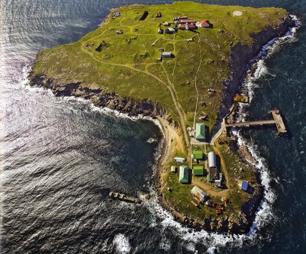 Изображение к статье: Остров стал символом сопротивления Москве.