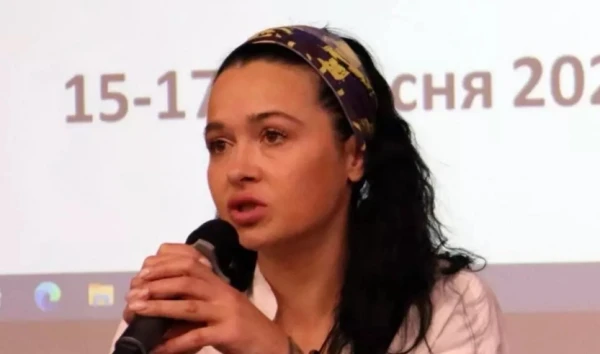 Изображение к статье: Госпожа Лебедь молода и привлекательна.