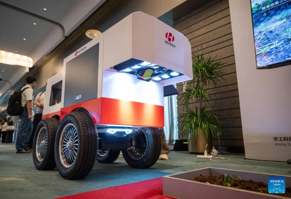 Изображение к статье: Бойтесь, сорняки.